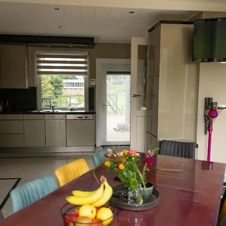 Naanhover Beemden Vakantiehuis *